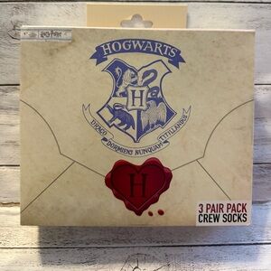Harry Potter Hogwarts 3 Crew Socks Valentine’s Gift Box Women’s Shoe Size 4-10